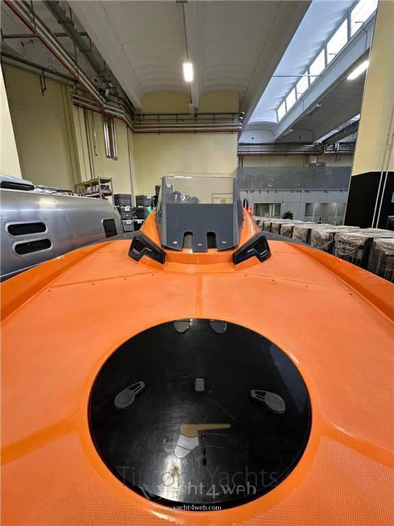 Sacs Strider s12 barco de motor