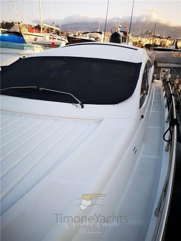 Pershing 56 barca a motore