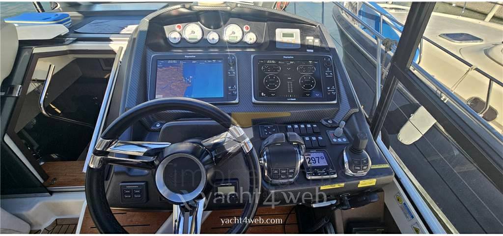 Cranchi M44 ht Hard top