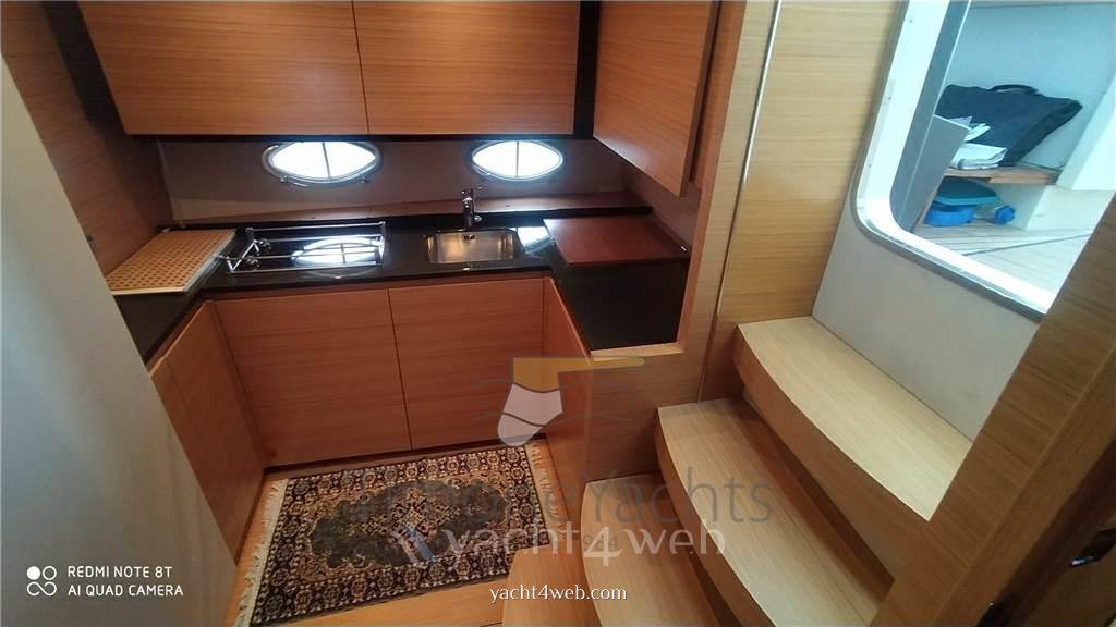 Atlantis 50x4 barca a motore