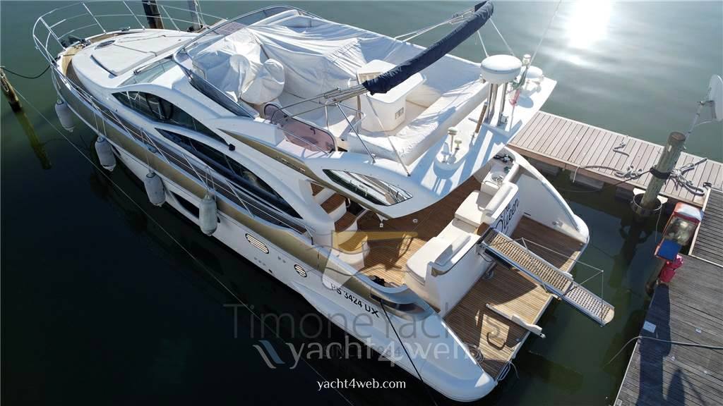 Azimut 47 Bateau à moteur nouveau en vente