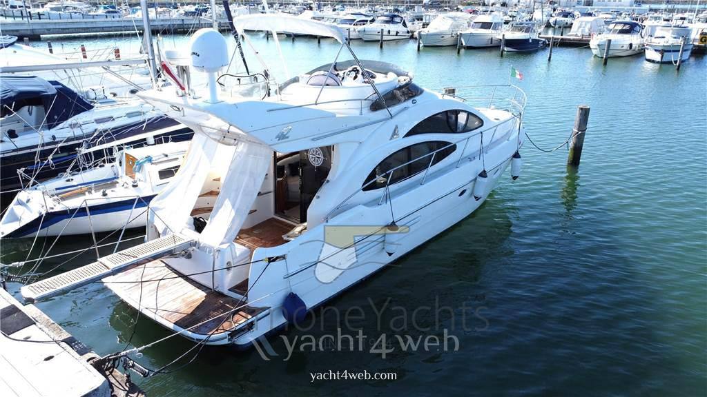 Azimut 42 Flybridge