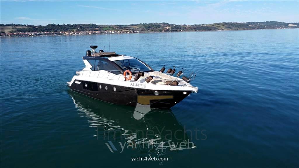 Cranchi M44 ht bateau à moteur