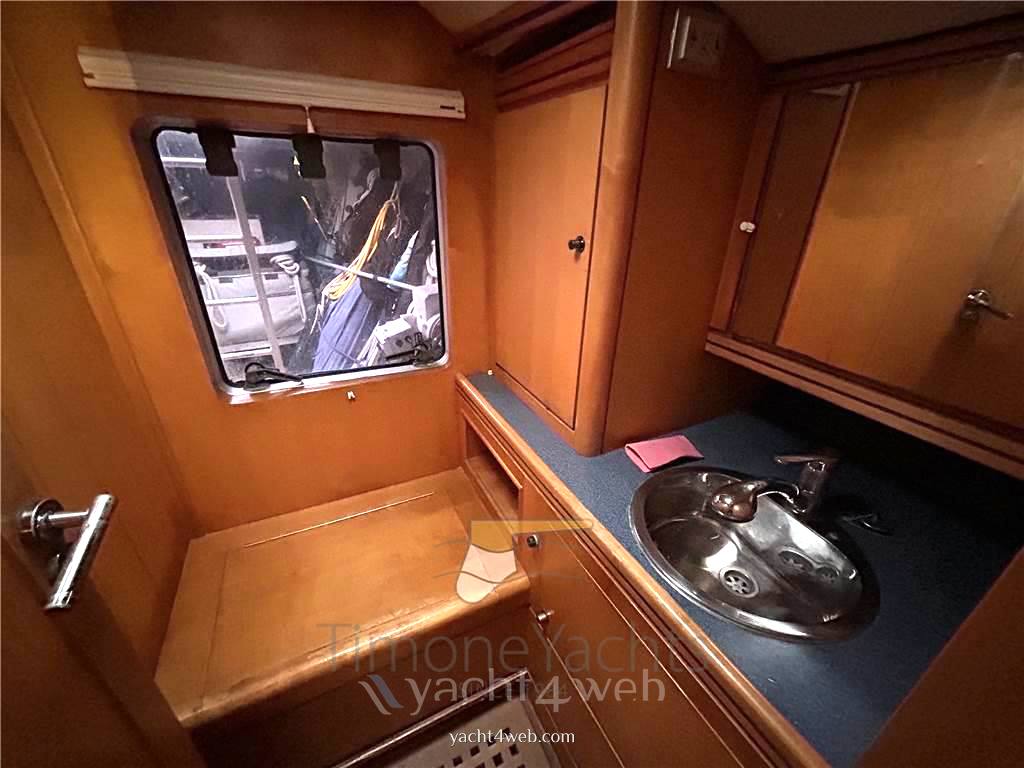 Custom built gilles vaton architecte naval 75 sloop Vela