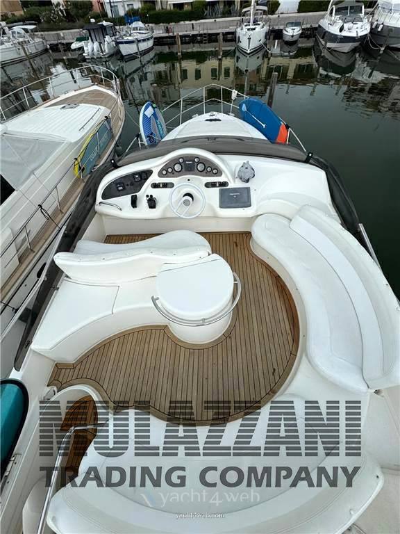 Azimut 46