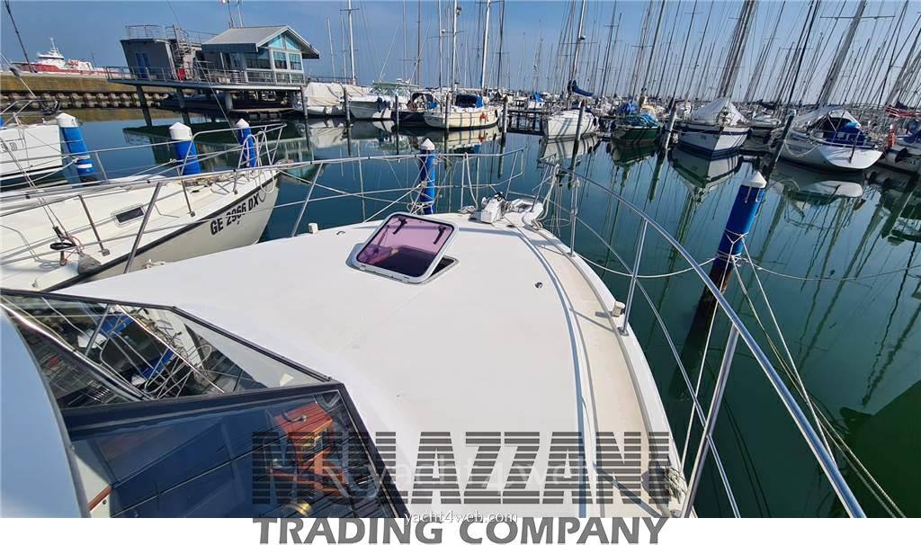 Carver boat 356 aft cabin m ̸ y