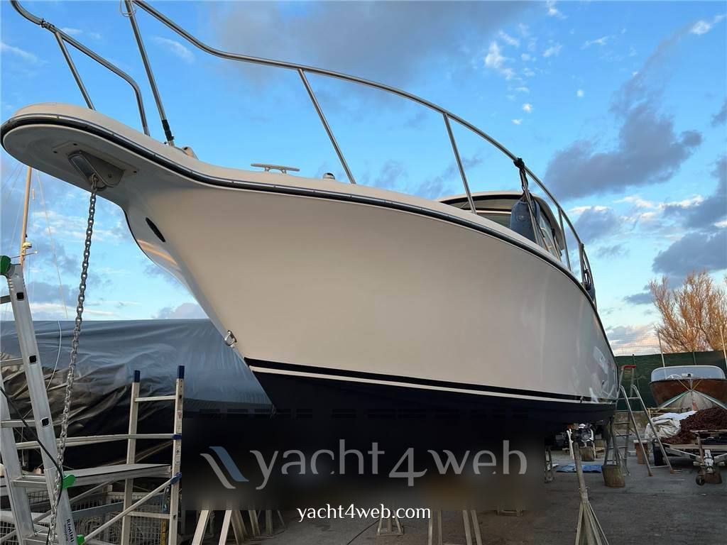 Pursuit Os 335 offshore