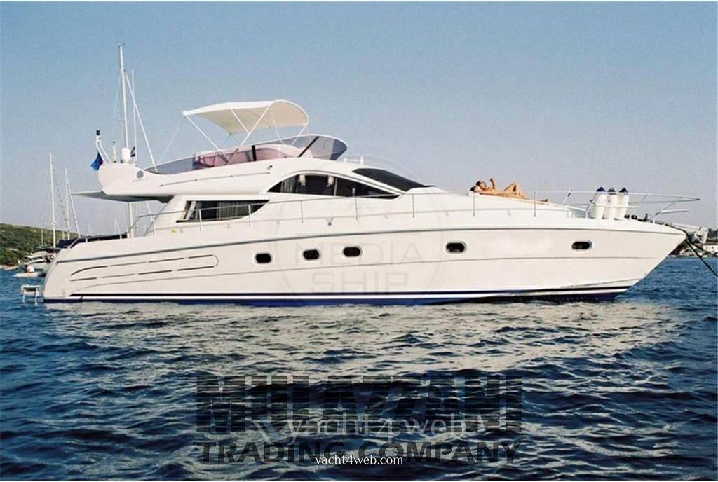 Raffaelli Maestrale 52 fly