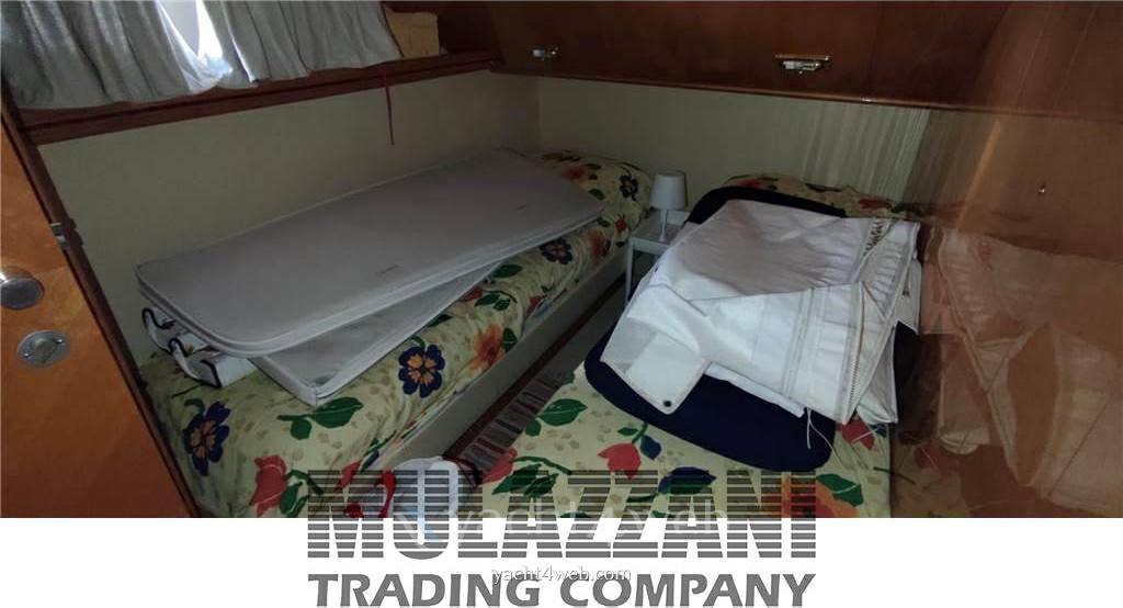 Raffaelli Typhoon fly