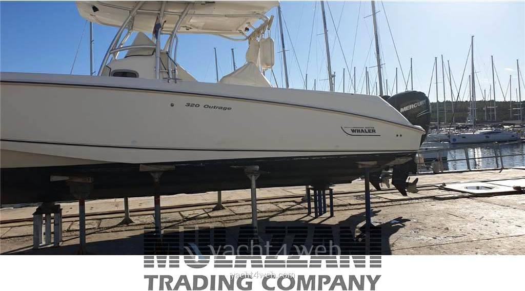 Boston whaler Outrage 320
