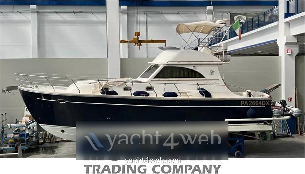 Cantieri estensi 440 goldstar fly