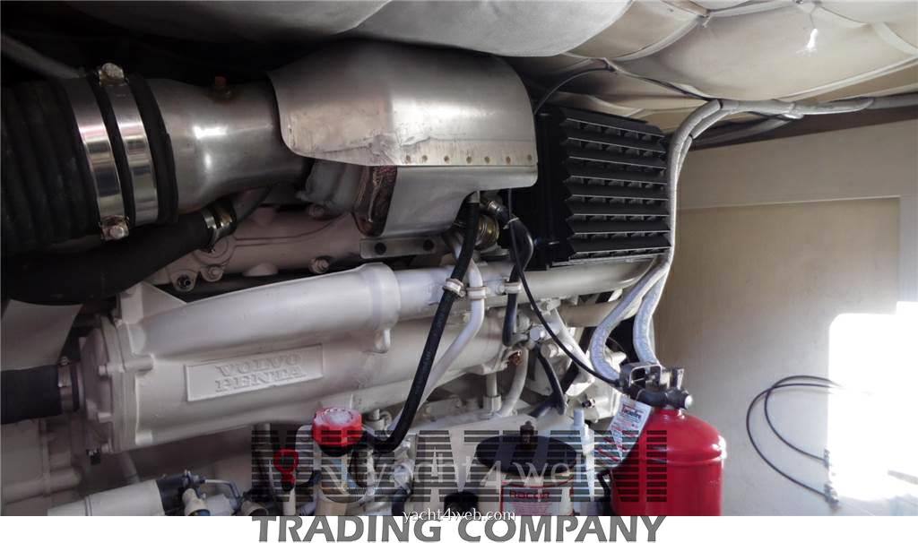 Mochi craft Mochi 44 dolphin