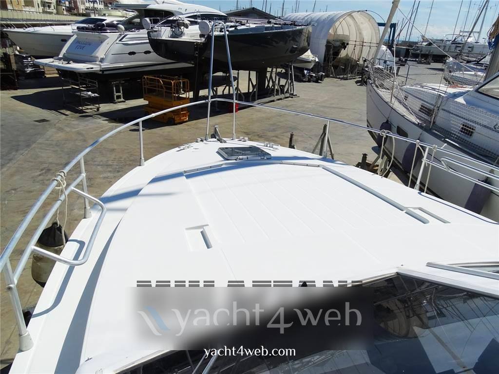 Ferretti yachts Altura 40 roadstar Быстрый пригородных используется