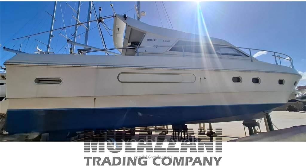 Ferretti yachts Altura 40 roadstar используется