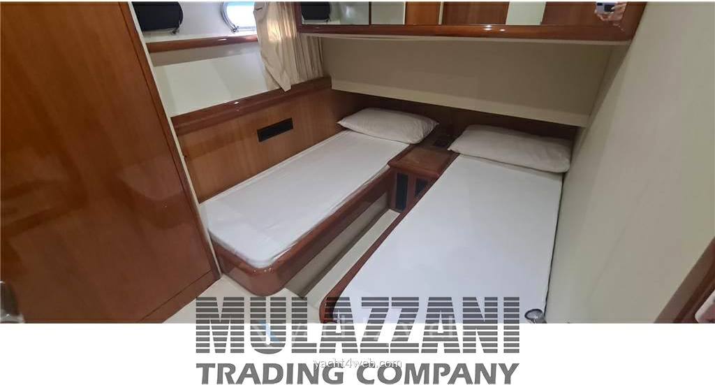 Ferretti yachts Ferretti 57' 2000