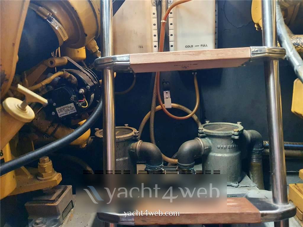 Raffaelli Levante 43 fly Barco a motor usado para venda