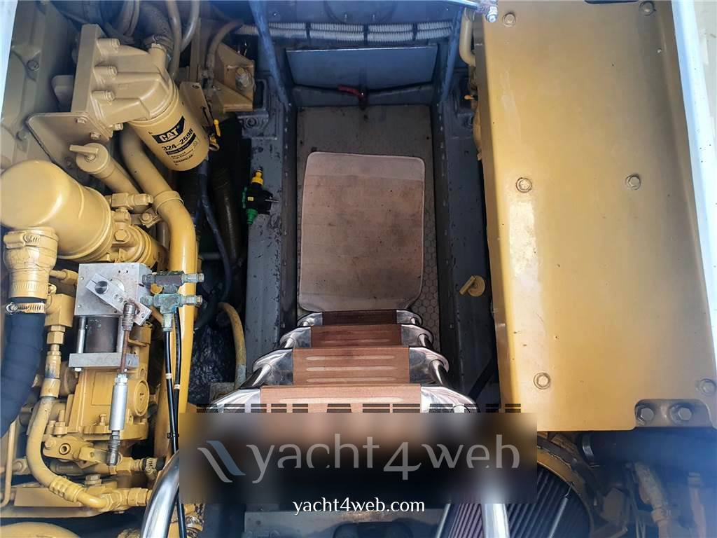 Raffaelli Levante 43 fly Foto