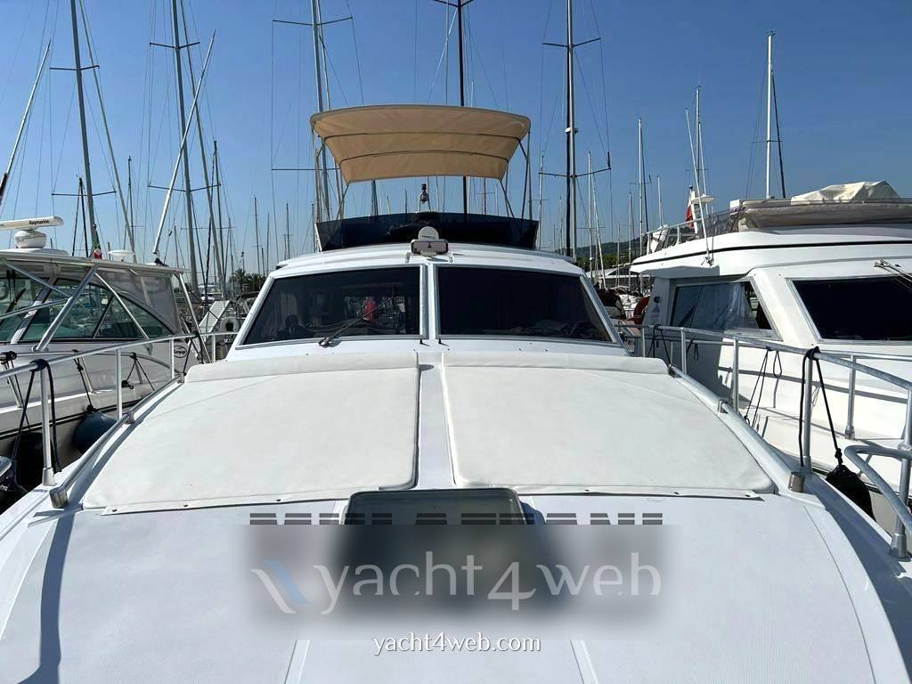 Raffaelli Storm s Flybridge usato
