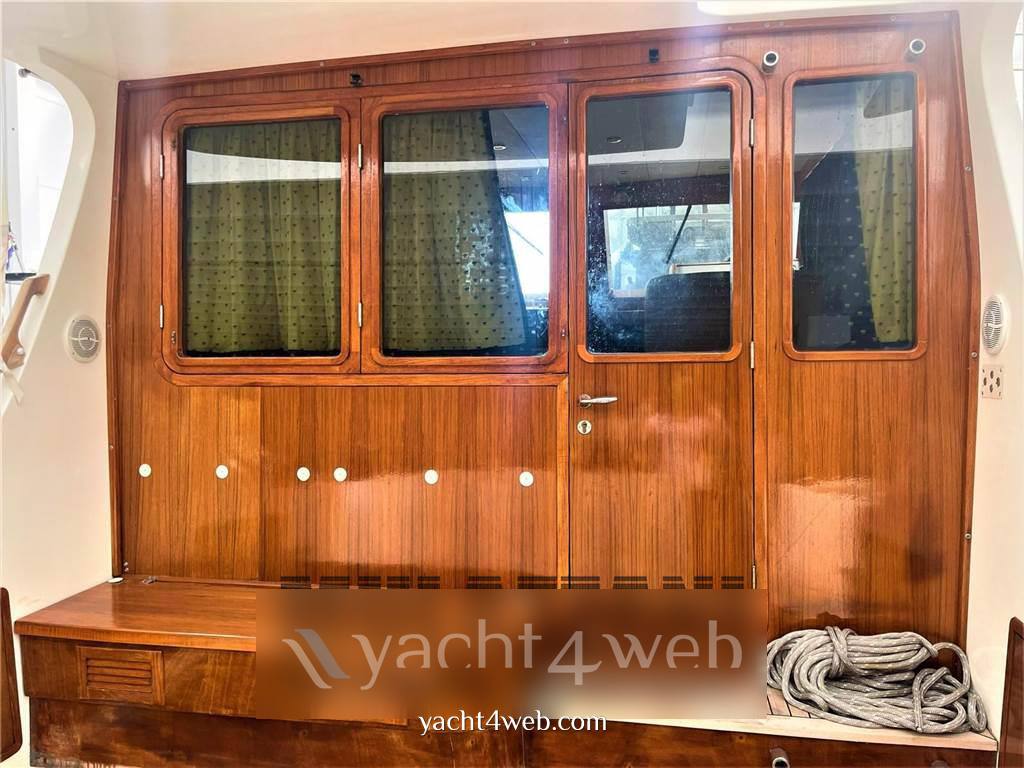 Cantieri estensi 440 goldstar fly barco de motor