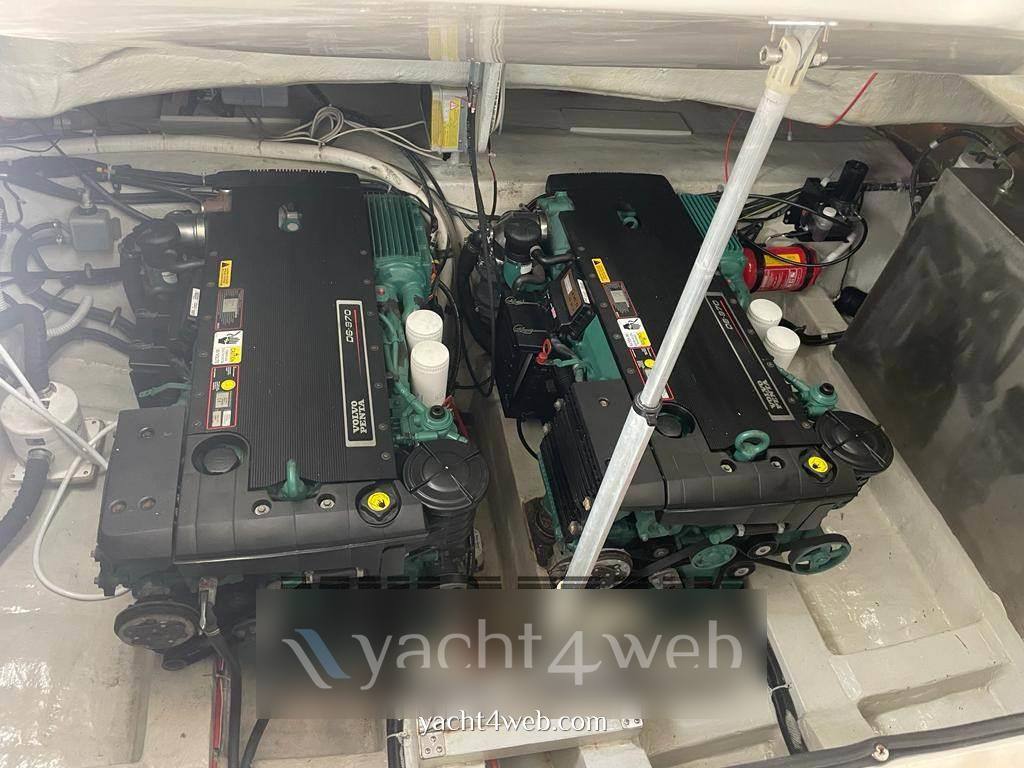 Bavaria 42 ht 硬顶