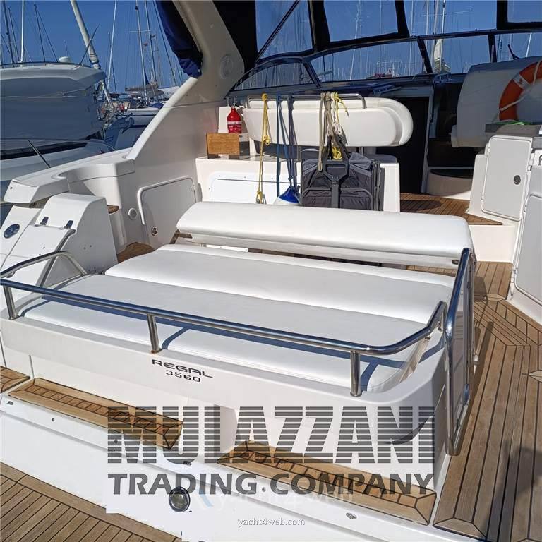 Regal marine Commodore 3560 Barca a motore usata in vendita