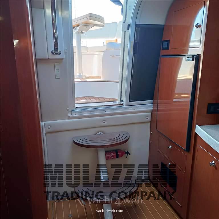 Regal marine Commodore 3560 Barca a motore usata in vendita