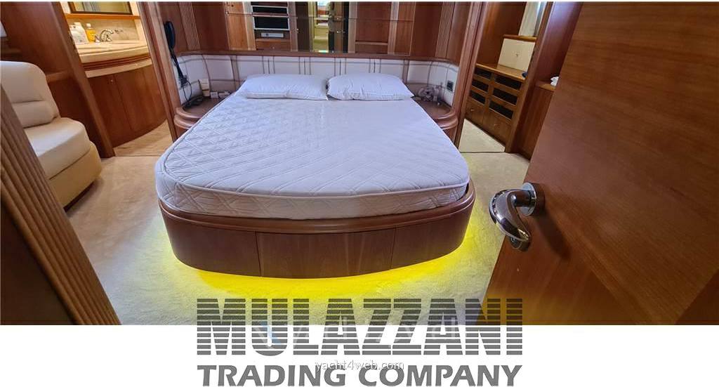 Azimut 80 flybridge Флайбридж