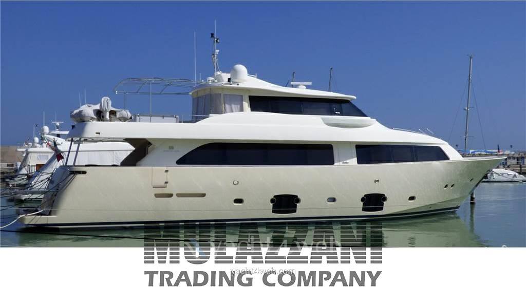 Custom line Navetta 26 