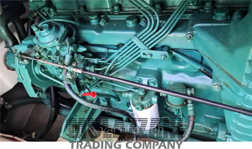 Carver boat 356 aft cabin m ̸ y Barca a motore usata in vendita