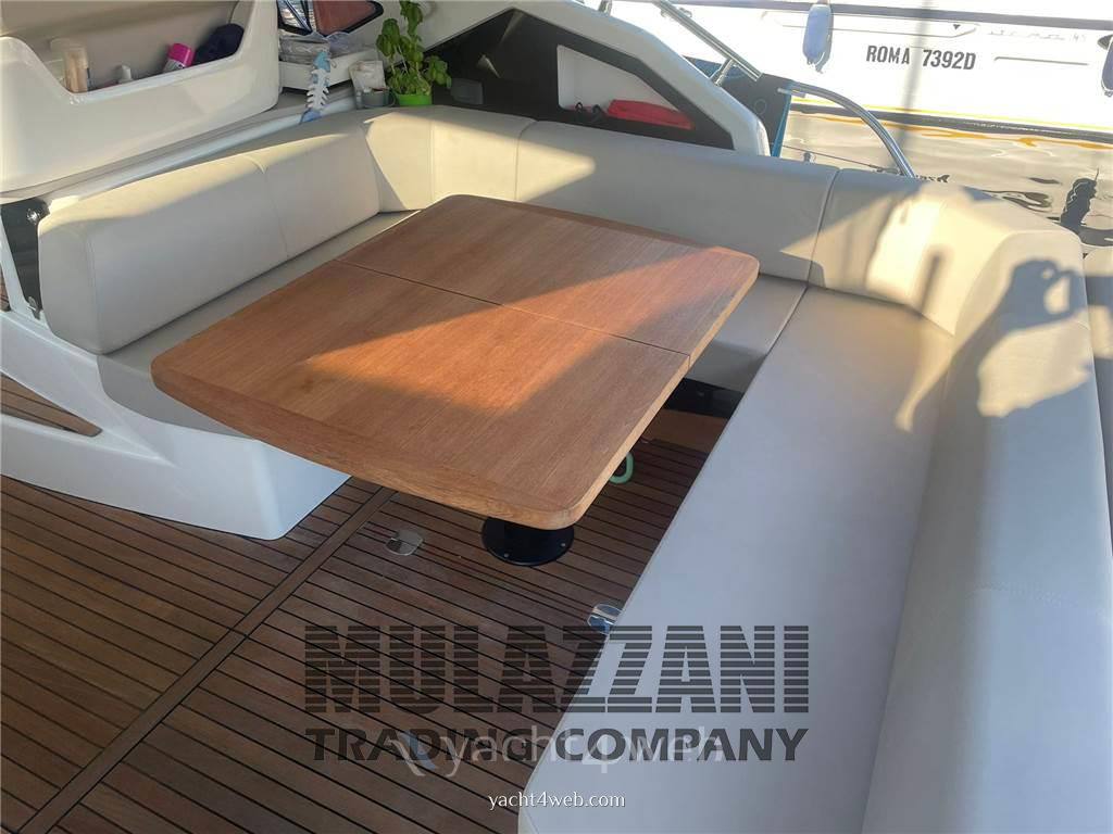 Cranchi M44 ht usado