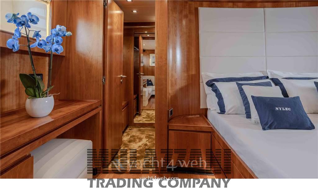 Conam 75 wide body 2004