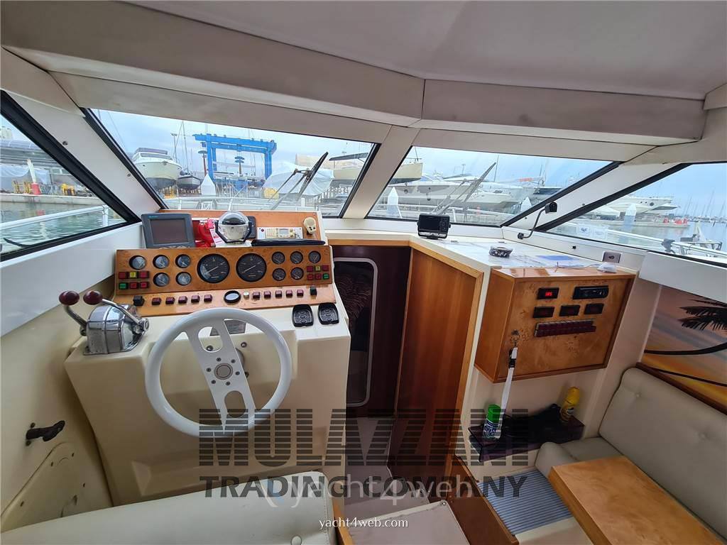 Tecnofiber Tf 32 fly Day cruiser usato