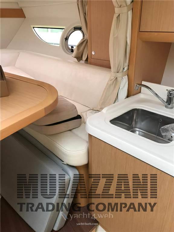 Beneteau Flyer 34 gt Barca a motore usata in vendita