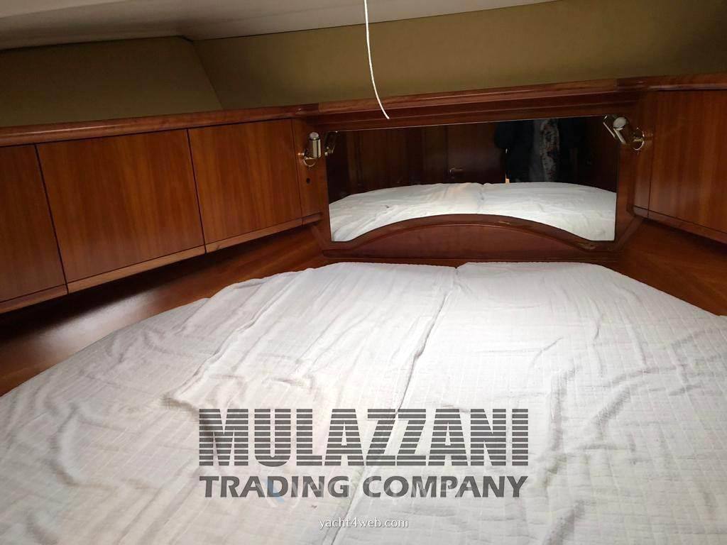 Cantieri estensi 360 goldstar fly يستخدم