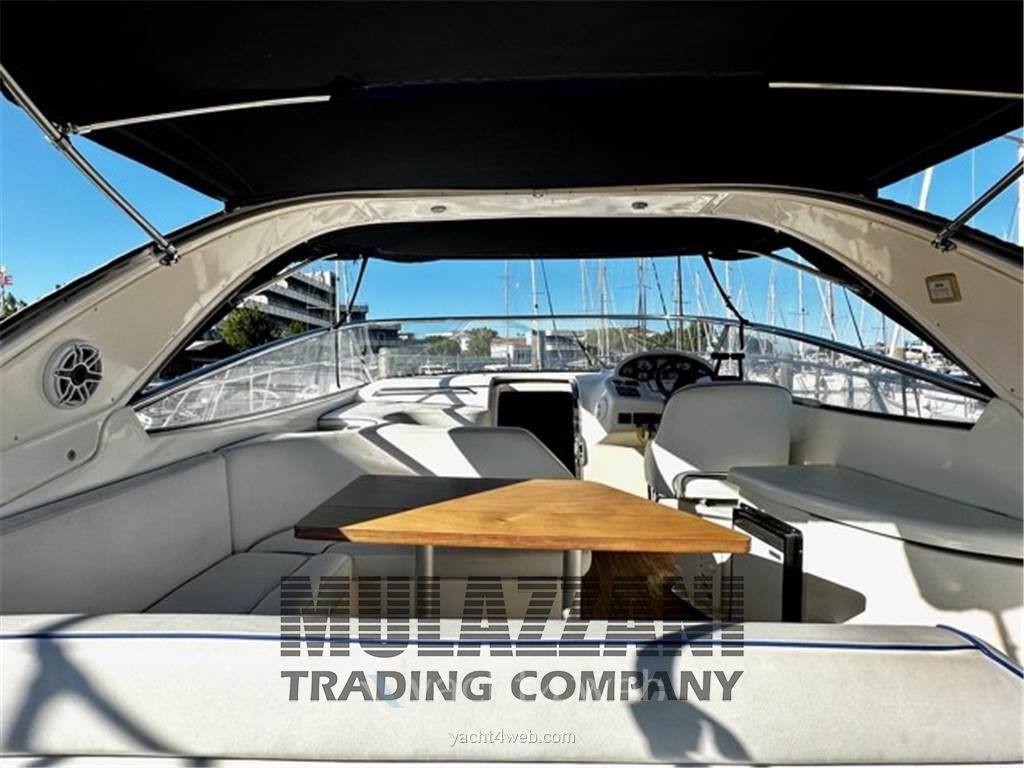 Bavaria 33 sport barco de motor