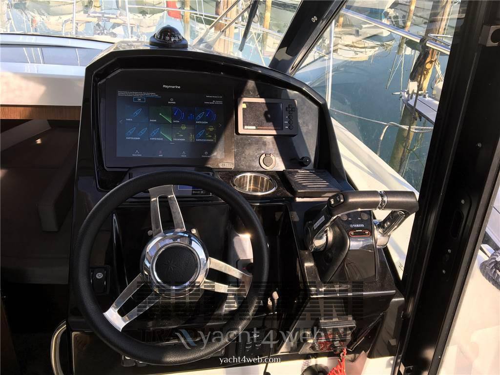 Jeanneau Merry fisher offshore 895 Yacht à moteur occasion