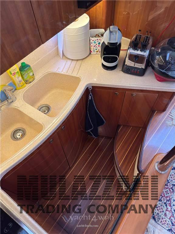 Azimut 46 Моторная лодка