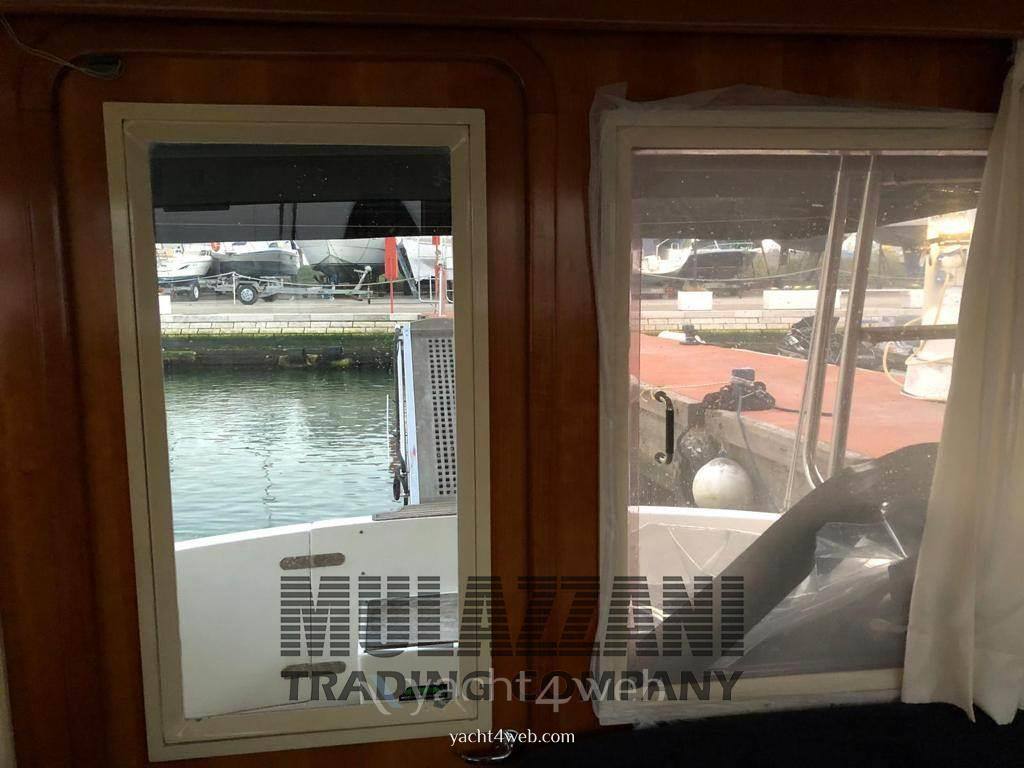 Cantieri estensi 360 goldstar fly 2003