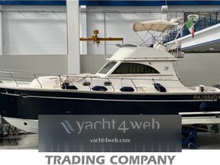 Cantieri estensi 440 goldstar fly