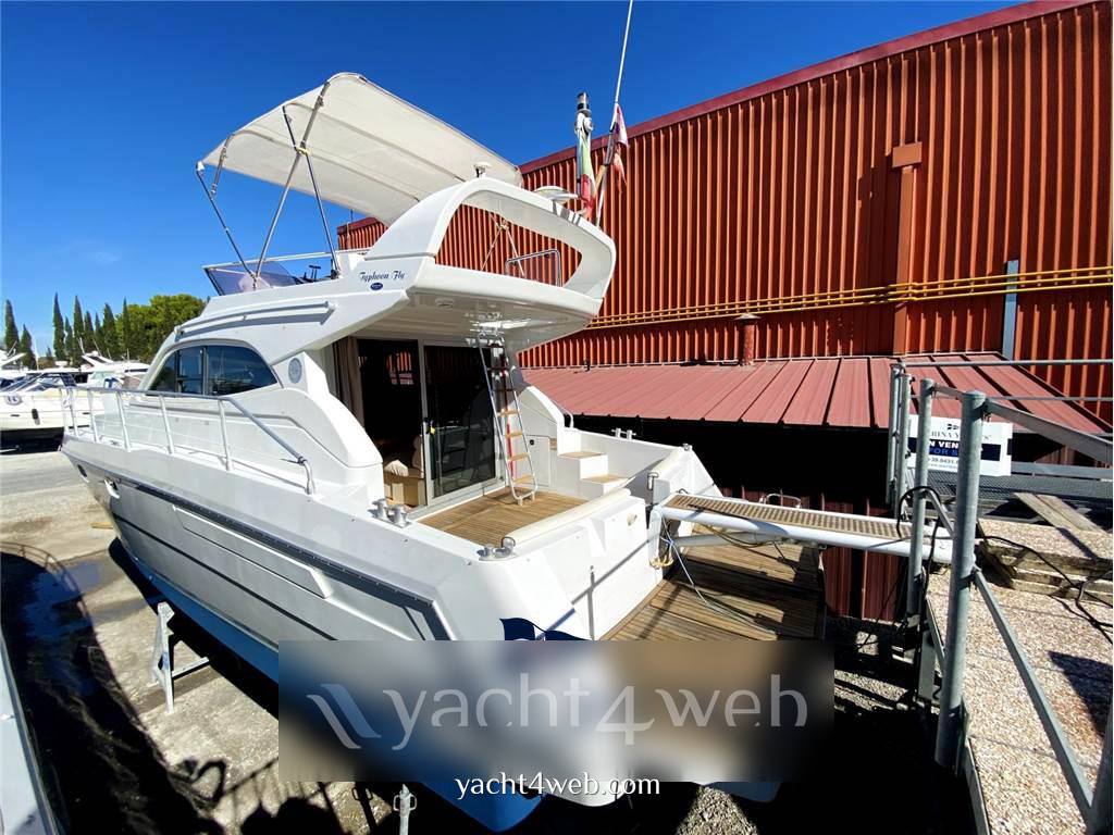 Raffaelli Typhoon 38 fly