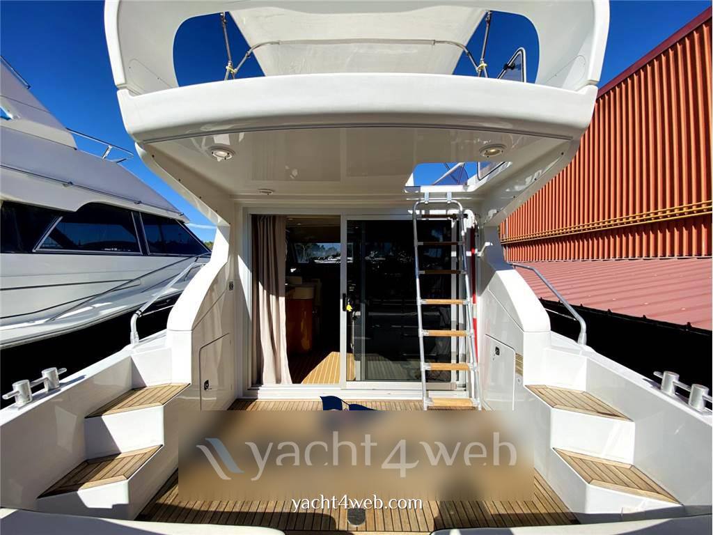 Raffaelli Typhoon 38 fly