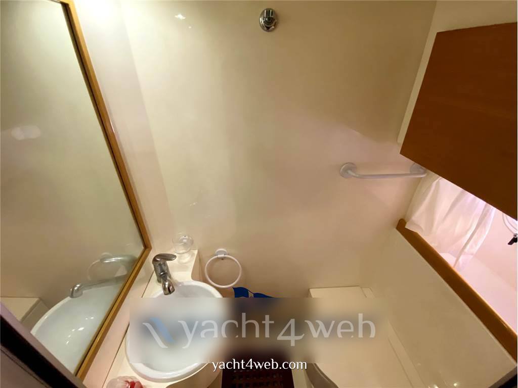 Raffaelli Typhoon 38 fly