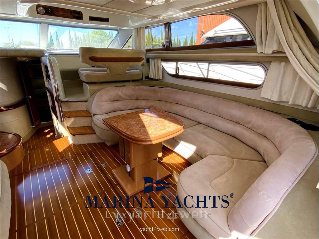 Sealine F44 Flybridge