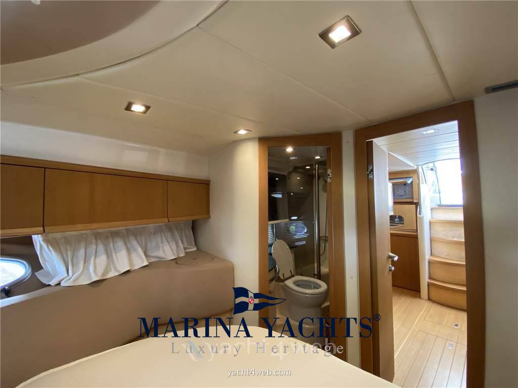 Sessa marine C42 Express Cruiser