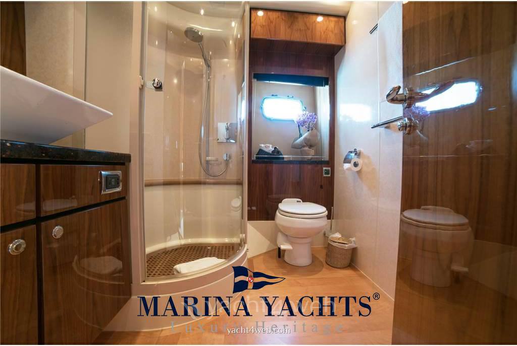 Fairline Squadron 74 usato