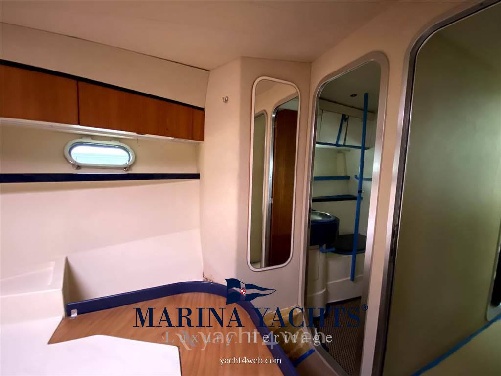 Ferretti yachts Altura 44 Моторная лодка