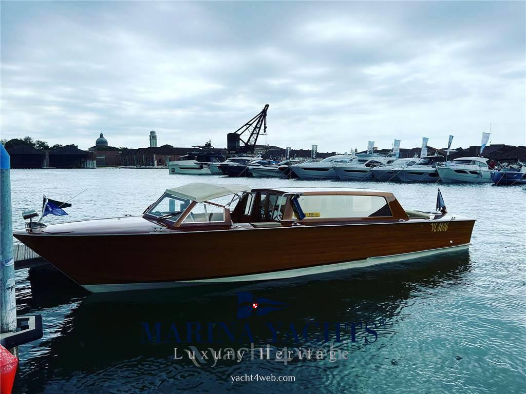 Cucchini Lancia Motorboot gebraucht zum Verkauf