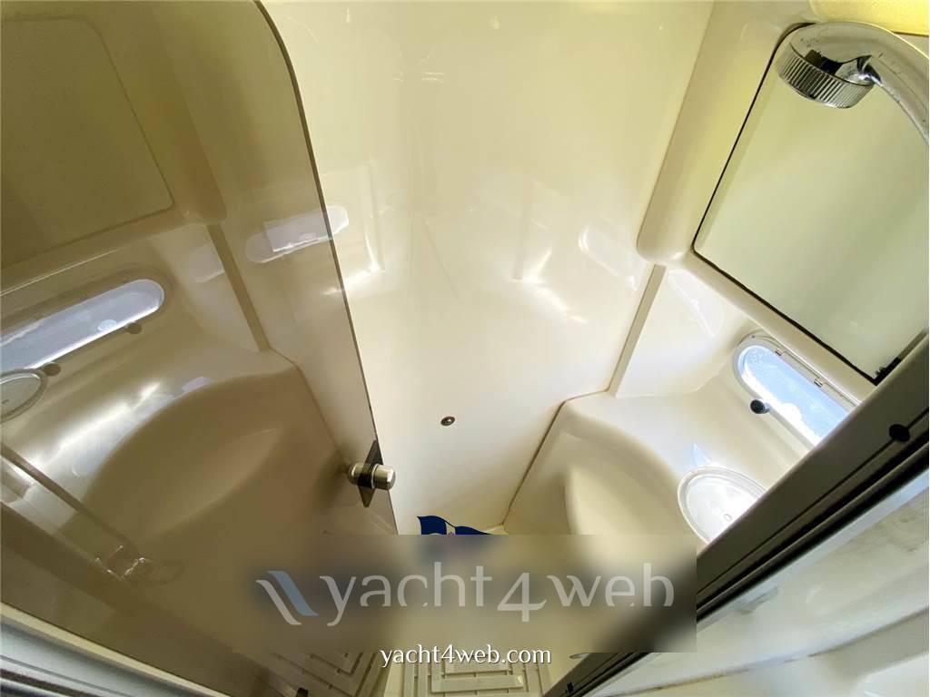 Sealine F44 Barca a motore usata in vendita