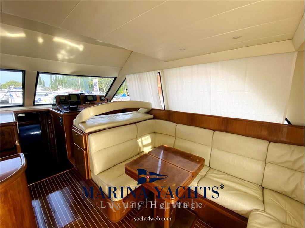 Uniesse marine 42 fly Flybridge