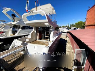 Raffaelli Yachts Typhoon 38 fly